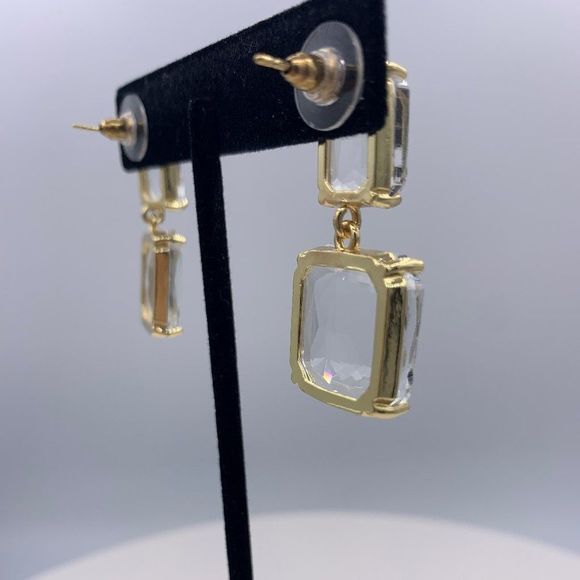 New, no tags, gold over 925 sterling clear crystal drop earring, statement piece - Picture 3 of 7